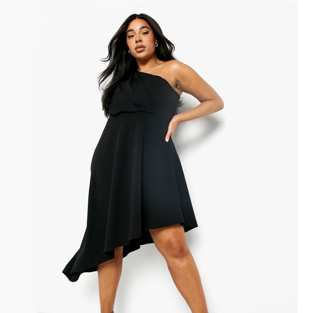 Boohoo one shoulder asymmetrical dress